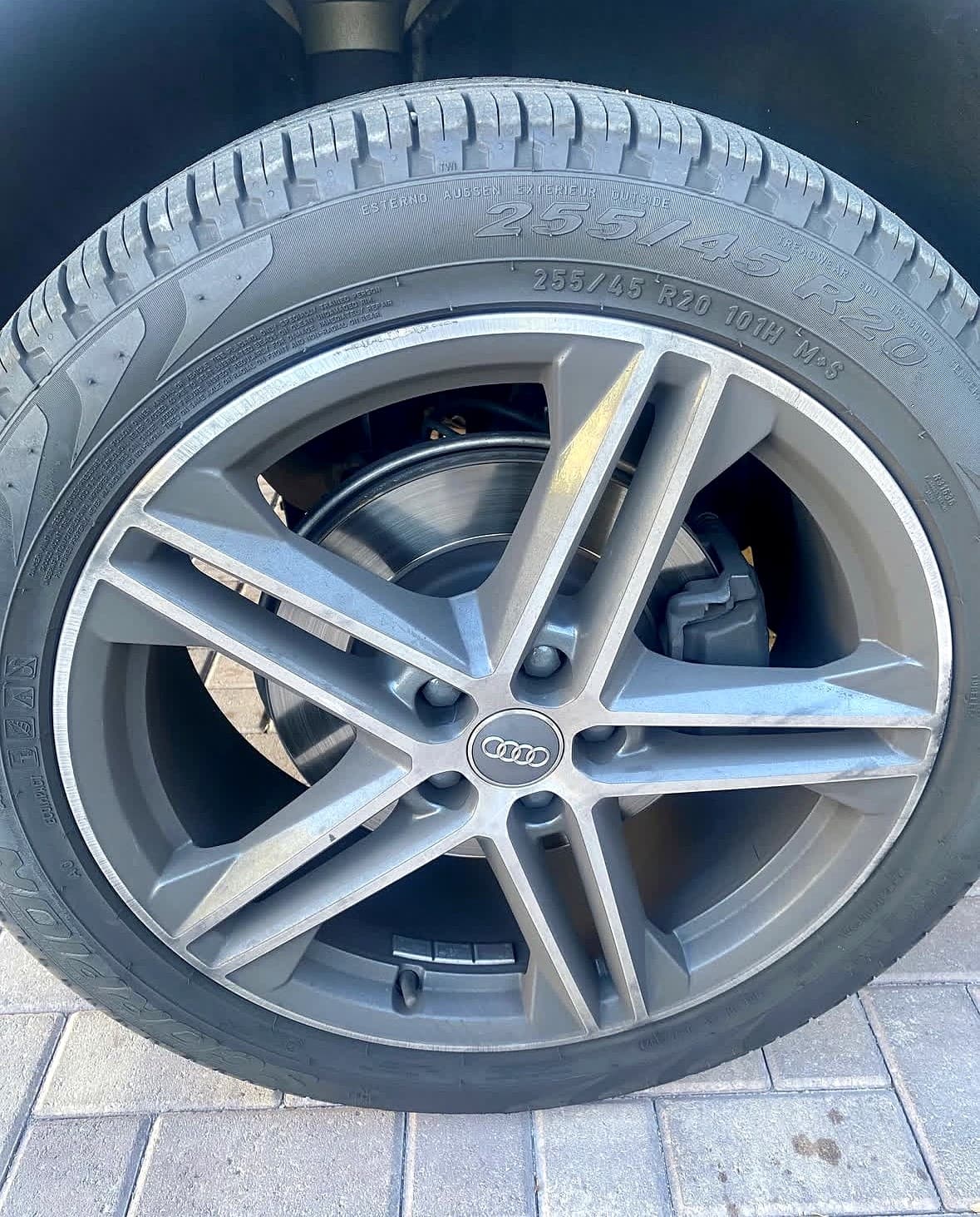 SUV — Wheels & Tires