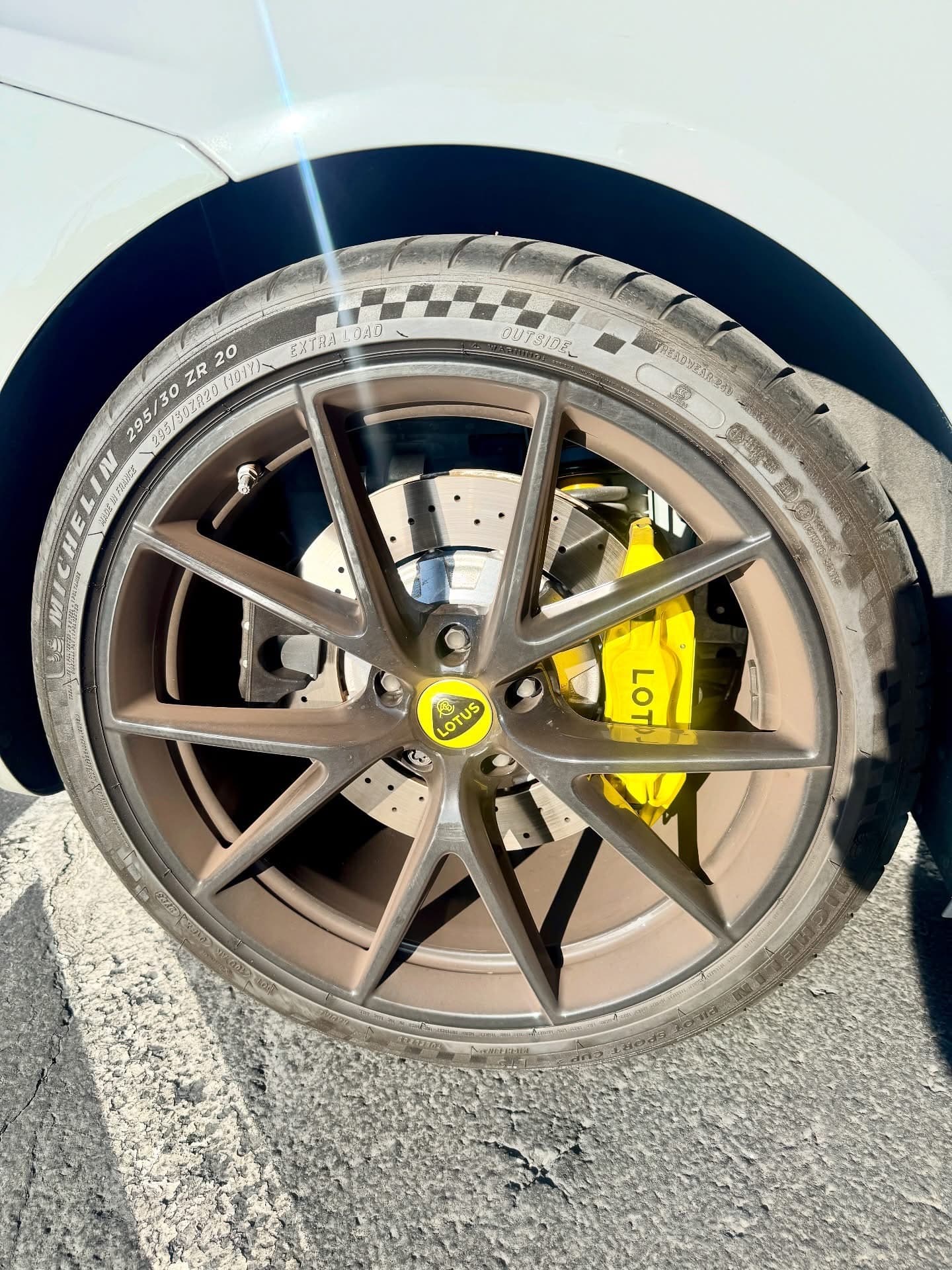 Lotus — Wheel Ceramic Coating